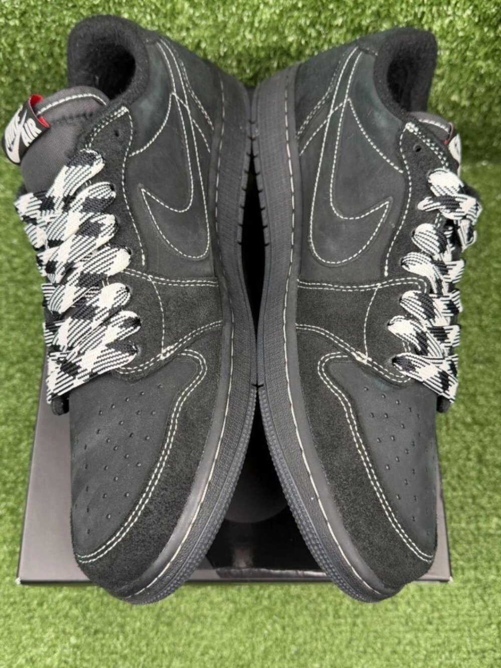 Jordan 1 Low Phantom Black Travis Scott - Picture 3 of 3